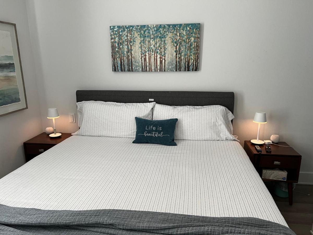 New Centennial Park Luxury Smart Home W Courtyard Fayetteville Bagian luar foto